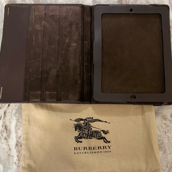 Burberry Haymarket iPad / Tablet Case - Picture 7 of 12